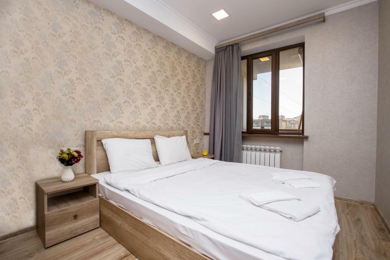 Stay Inn Apartments Near Northern Avenue Yerevan Exterior foto